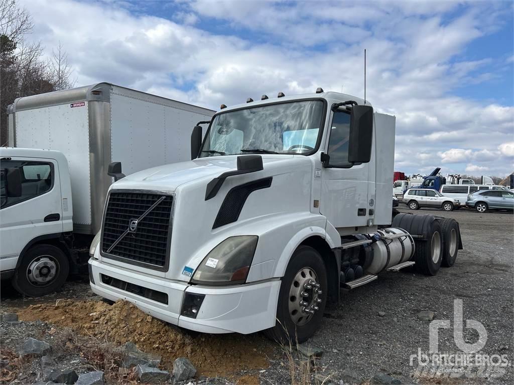 Volvo VNL300 Dragbilar