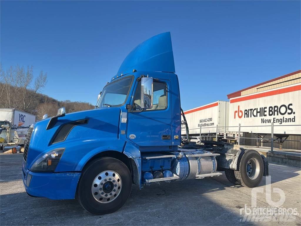 Volvo VNL300 Dragbilar