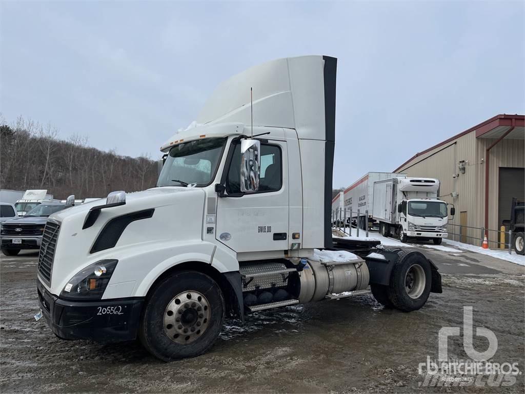 Volvo VNL300 Dragbilar