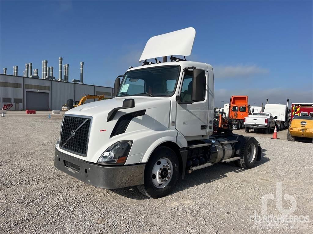 Volvo VNL300 Dragbilar