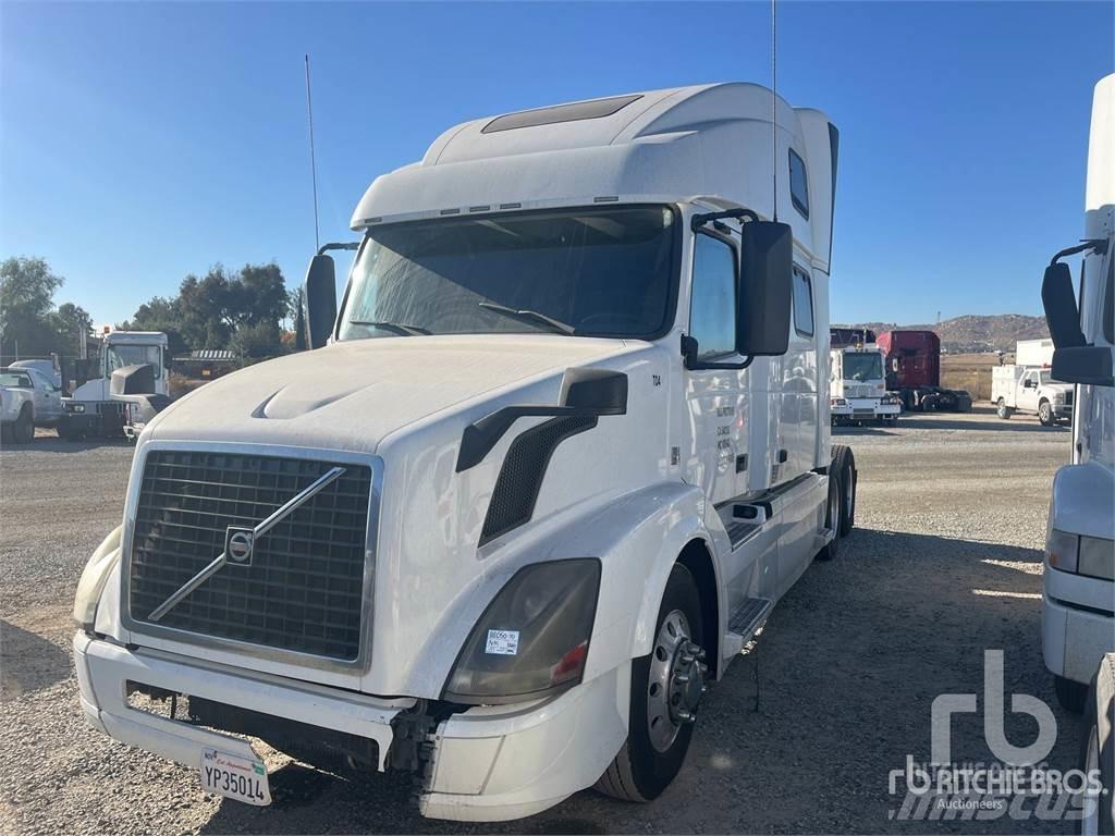 Volvo VNL64T780 Dragbilar