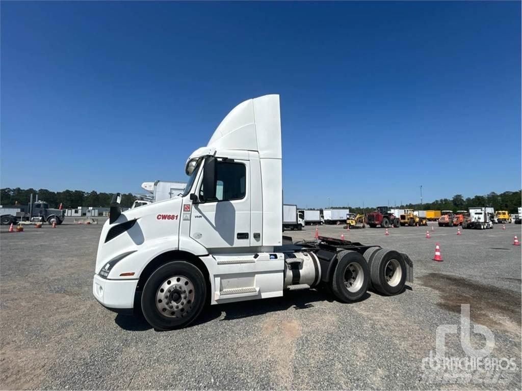 Volvo VNR300 Dragbilar