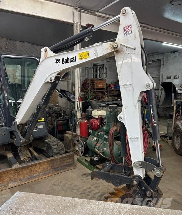 Bobcat E35I Bandgrävare