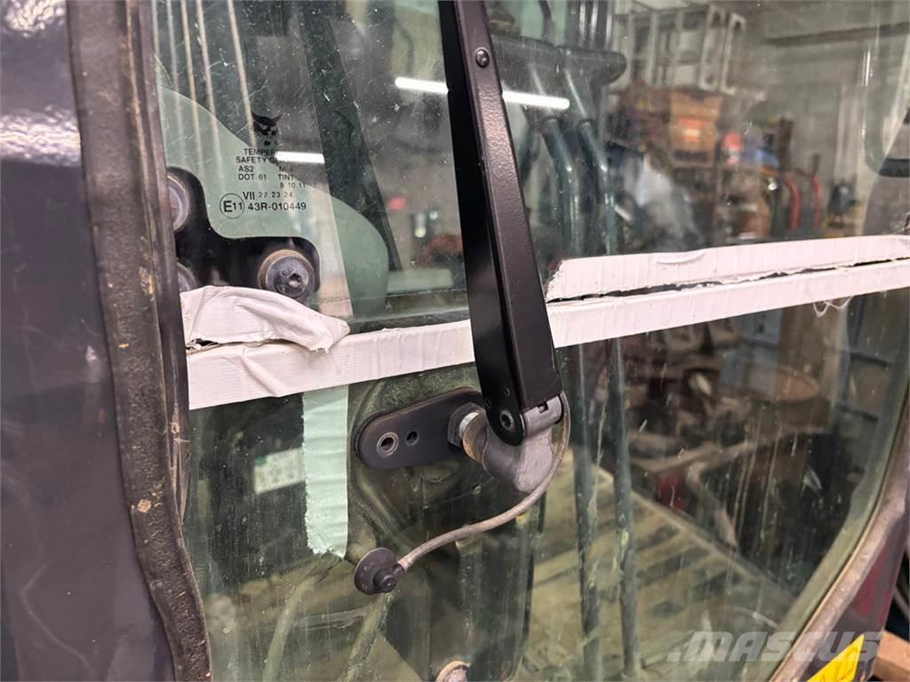 Bobcat E35I Bandgrävare