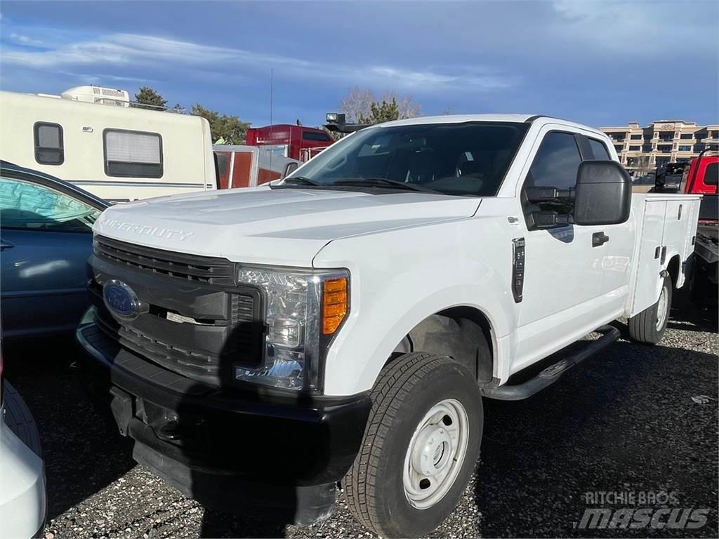 Ford F250 Bärgningsbilar