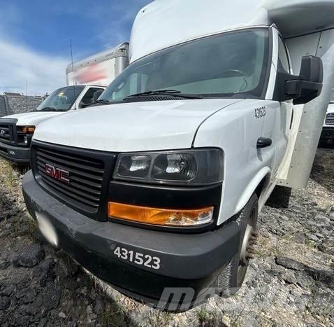 GMC Savana 4500 Skåpbilar