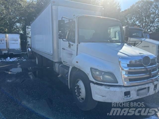 Hino 268 Skåpbilar