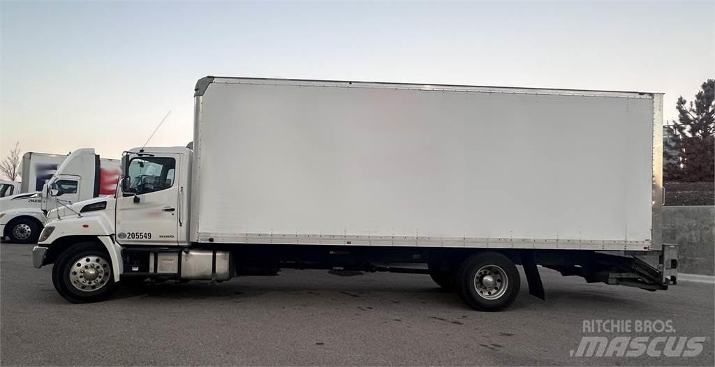 Hino 268A Skåpbilar