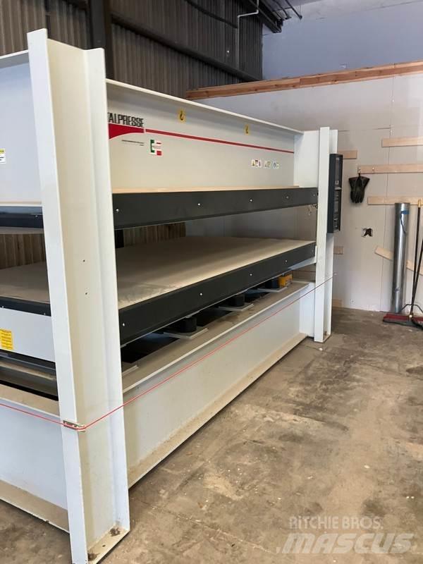  ITALPRESSE XL/8 Skogsmaskiner - Övriga
