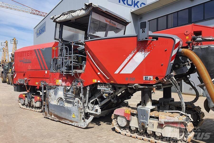 Wirtgen W 250 Asfaltskallfräsmaskiner