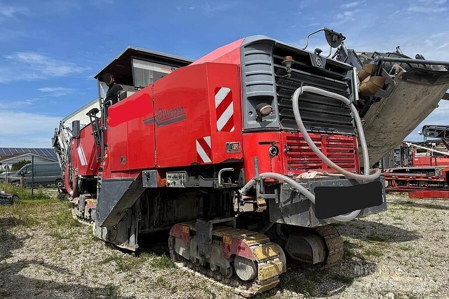 Wirtgen W 250 Asfaltskallfräsmaskiner