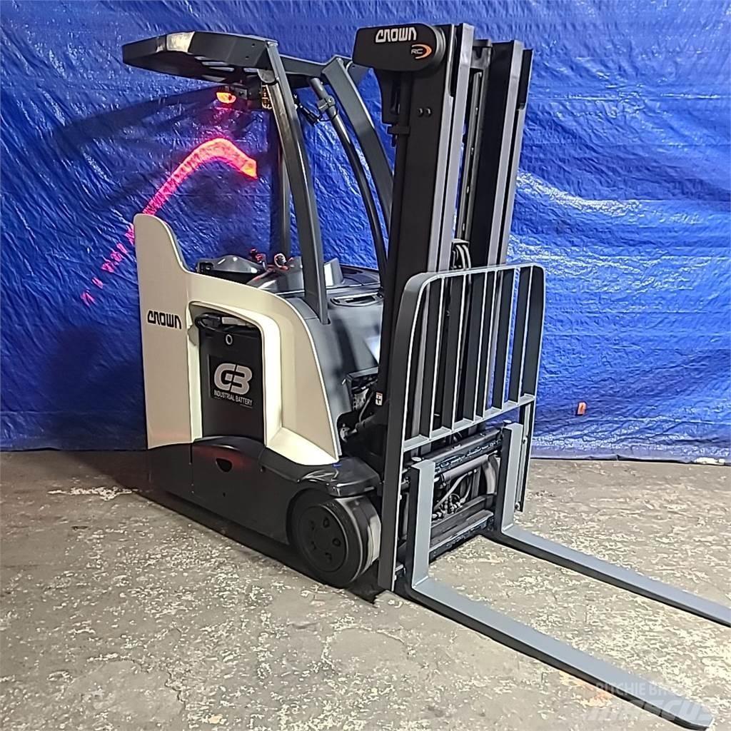Crown RC5530-30 Elmotviktstruckar