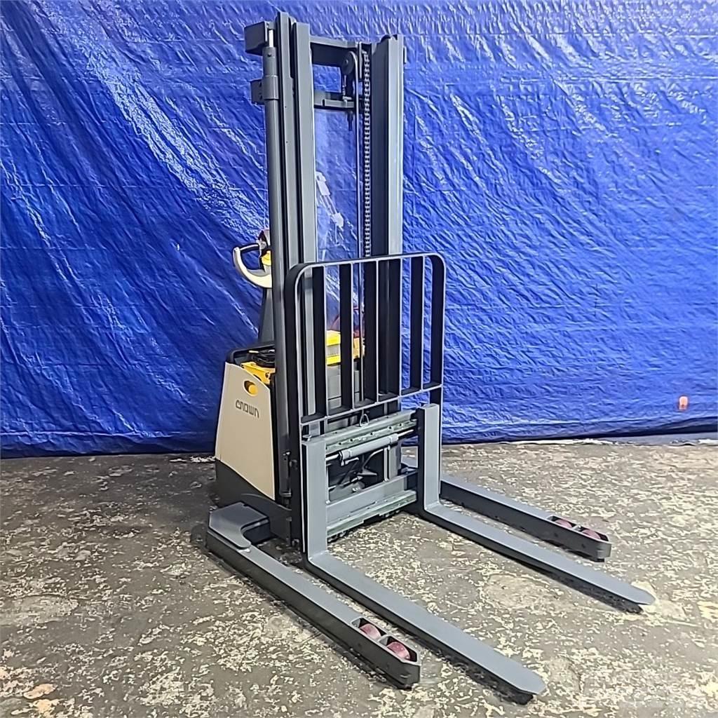 Crown SX3000-40 Staplare