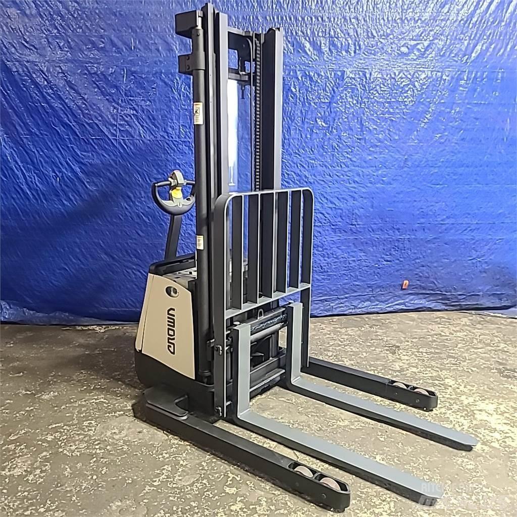 Crown SX3000-40 Staplare