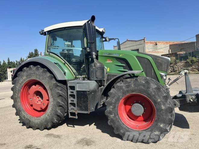 Fendt 824 PROFI Traktorer