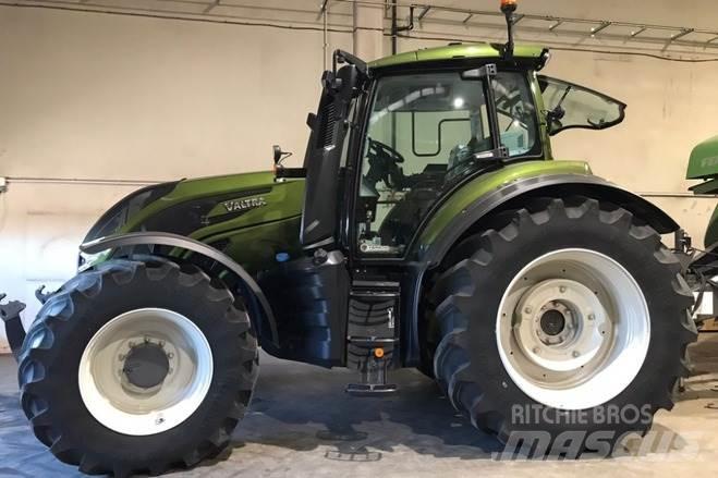 Valtra T235D Traktorer