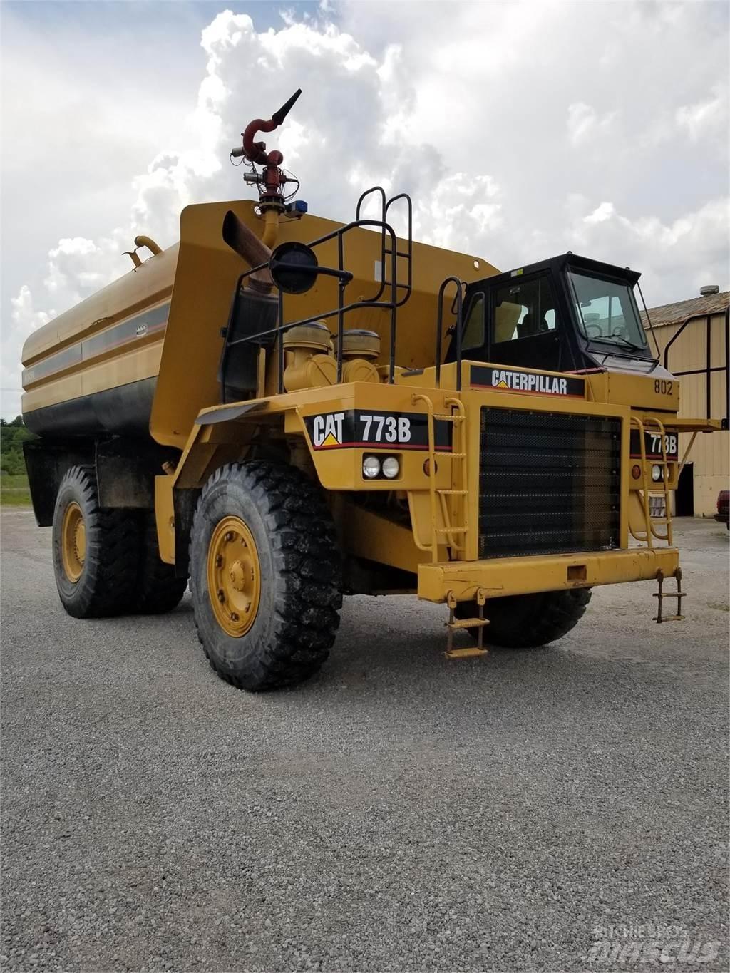 CAT 773B Vattentankbilar