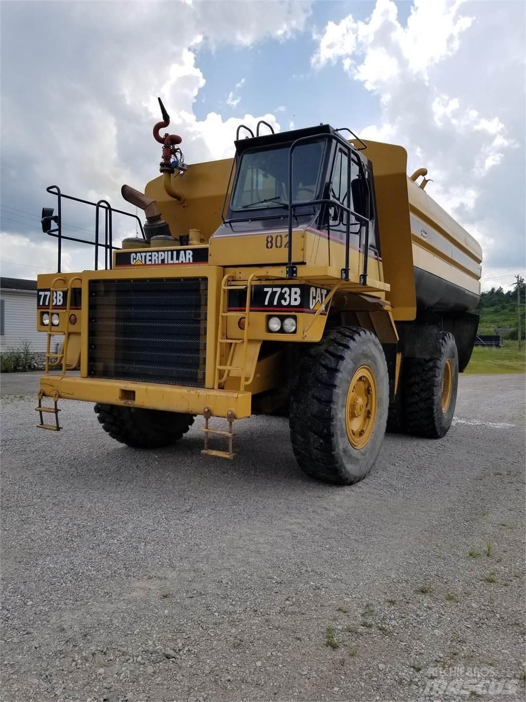 CAT 773B Vattentankbilar