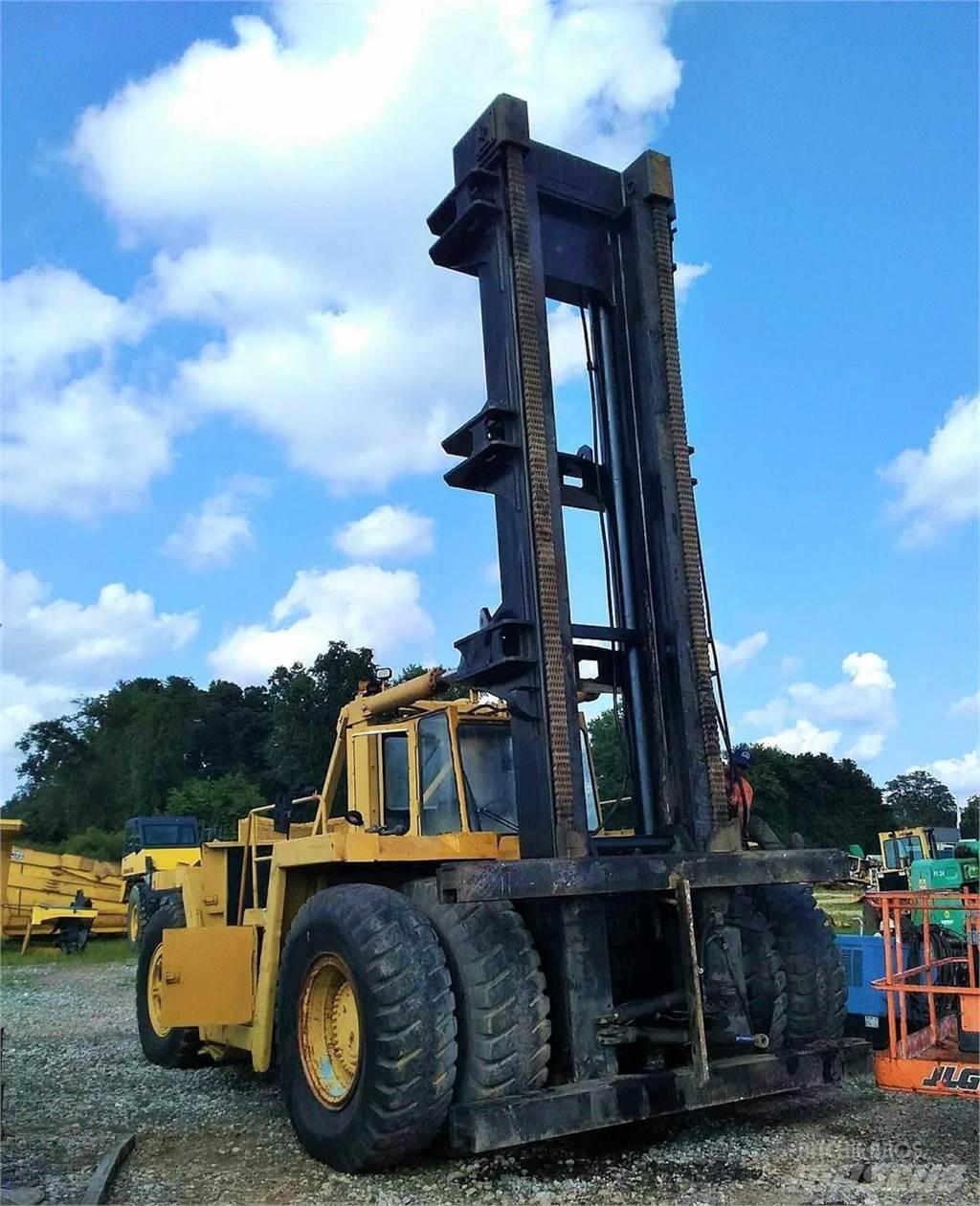 CAT V900 Dieselmotviktstruckar