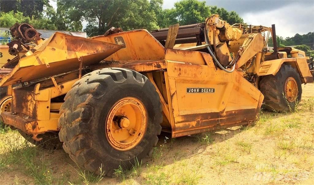 John Deere 762 Schaktvagnar