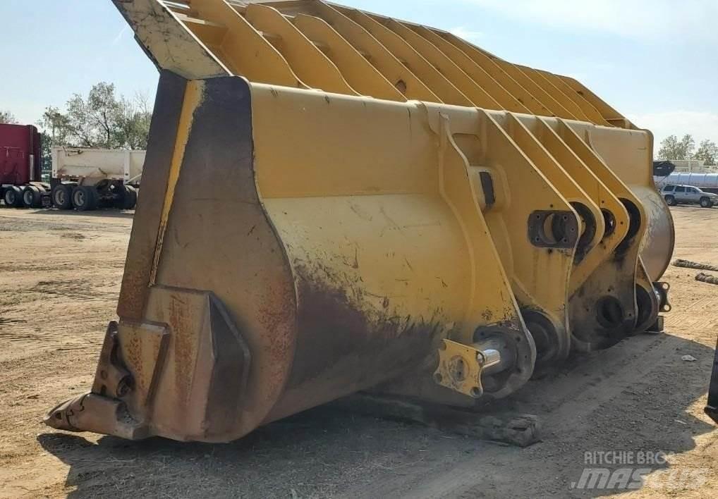 Komatsu WA1200 Skopor