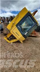 Komatsu WA1200 Hytter och interiör