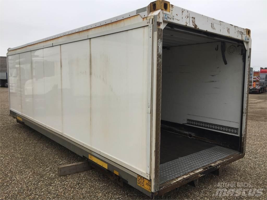  7450 mm med rulleport Skåptrailer