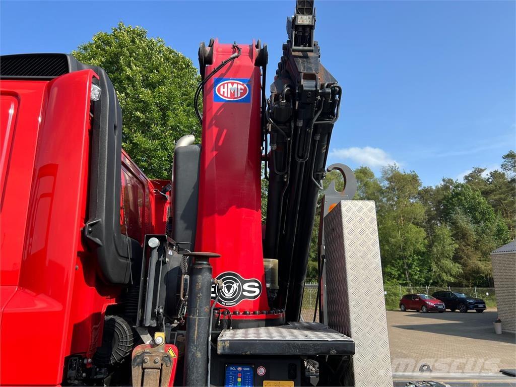 DAF CF 480 FAX 8x2*6 Lastväxlare med kabellift