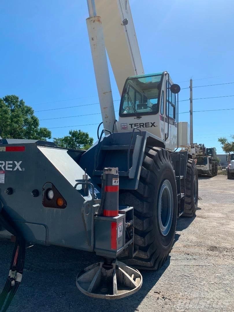 Terex  Terrängkranar (Grov terräng)