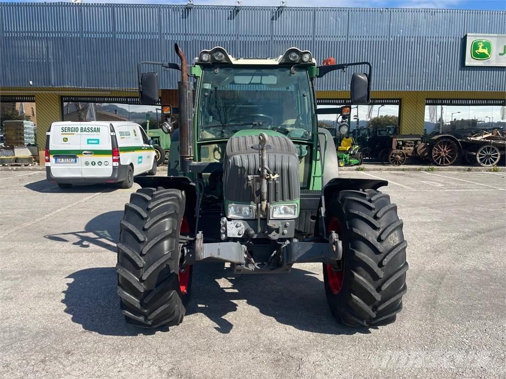 Fendt 211 VARIO Traktorer