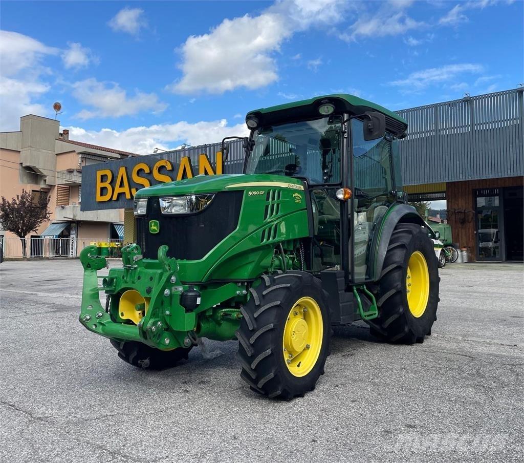 John Deere 5090 GF Traktorer