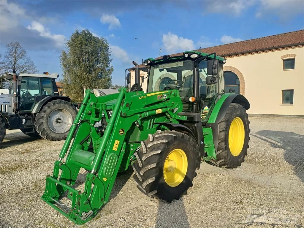 John Deere 6110 R Traktorer