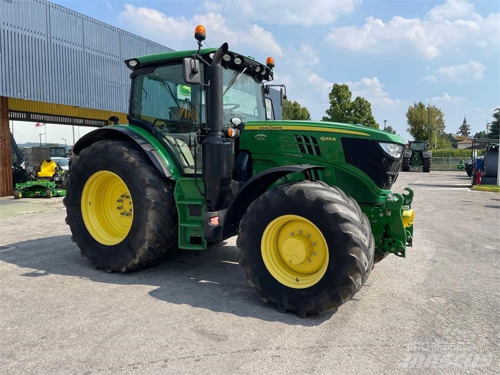 John Deere 6145 R Traktorer