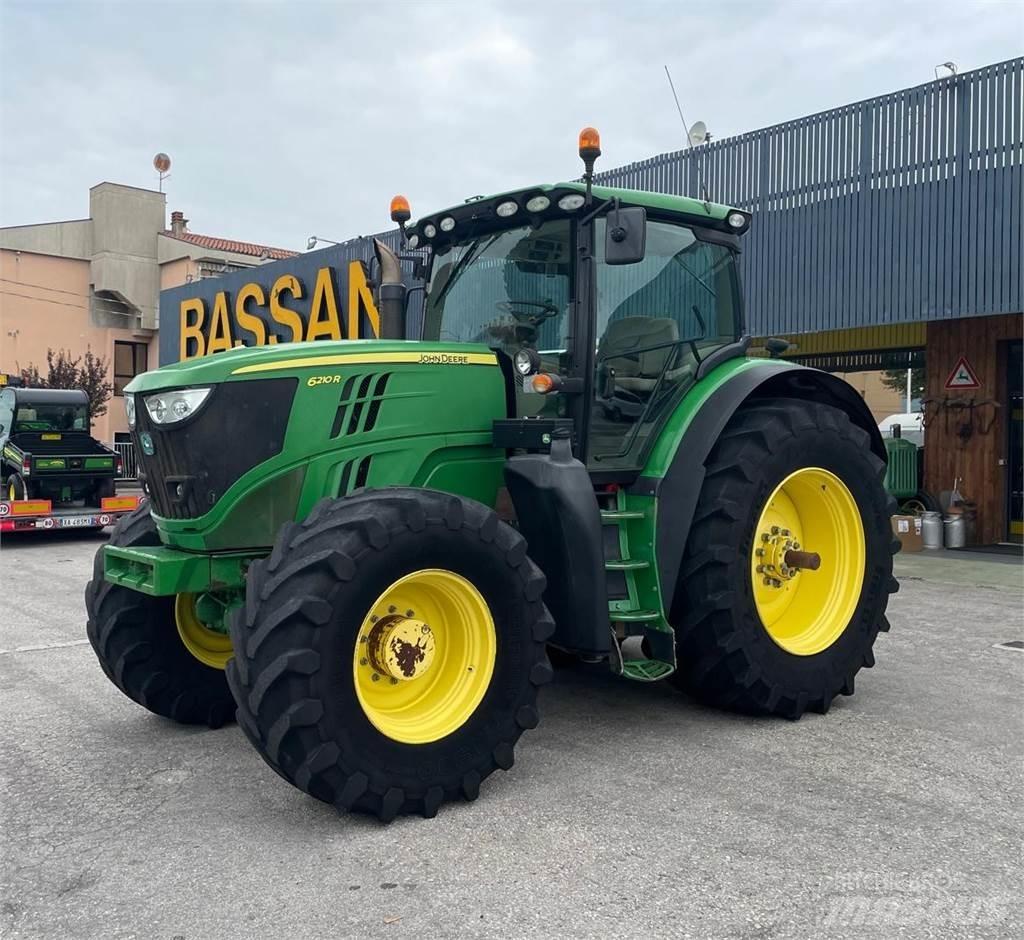 John Deere 6210 R Traktorer