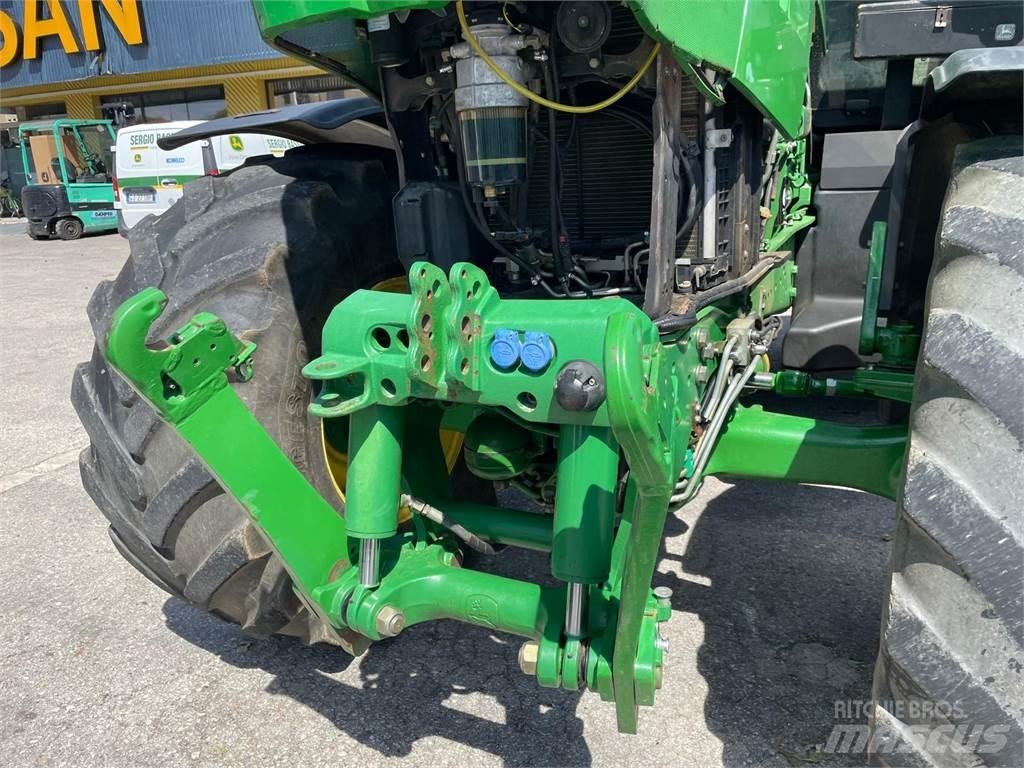 John Deere 6210 R Traktorer