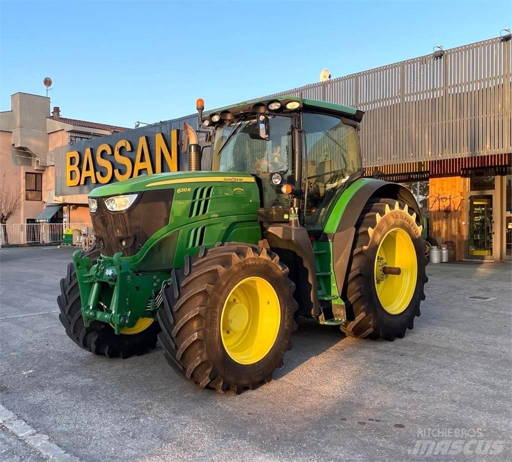 John Deere 6210 R Traktorer