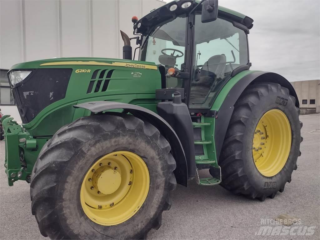 John Deere 6210 R Traktorer