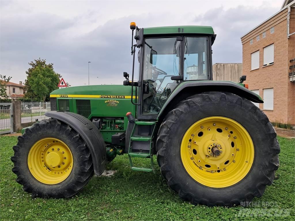 John Deere 7710 Traktorer