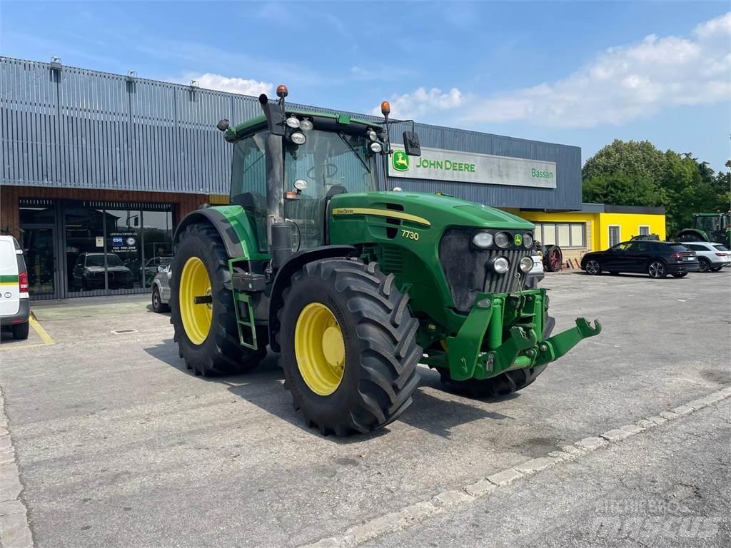 John Deere 7730 Traktorer
