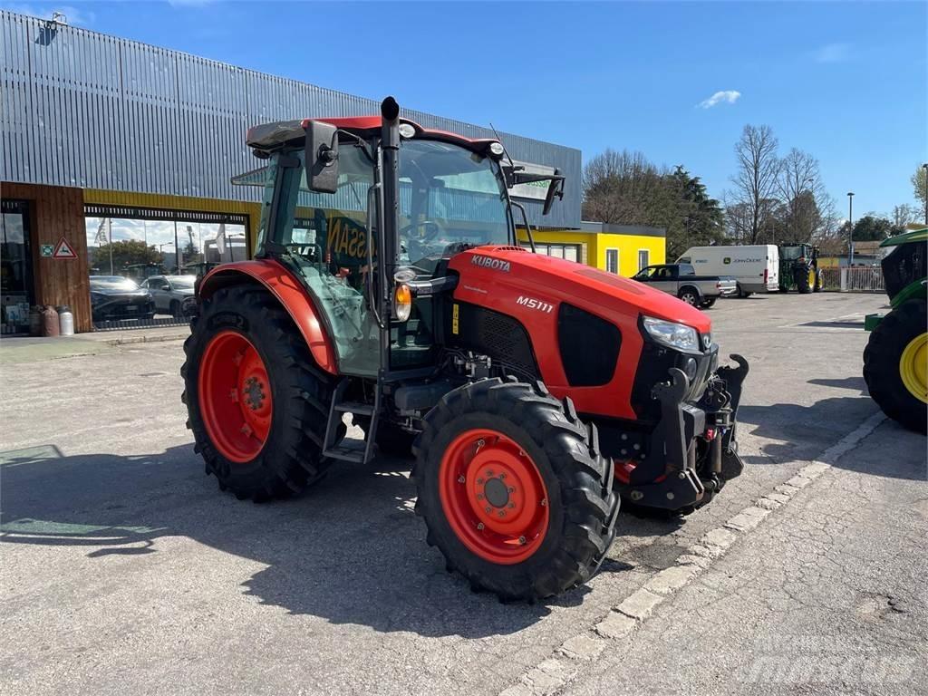 Kubota 5111 M Traktorer
