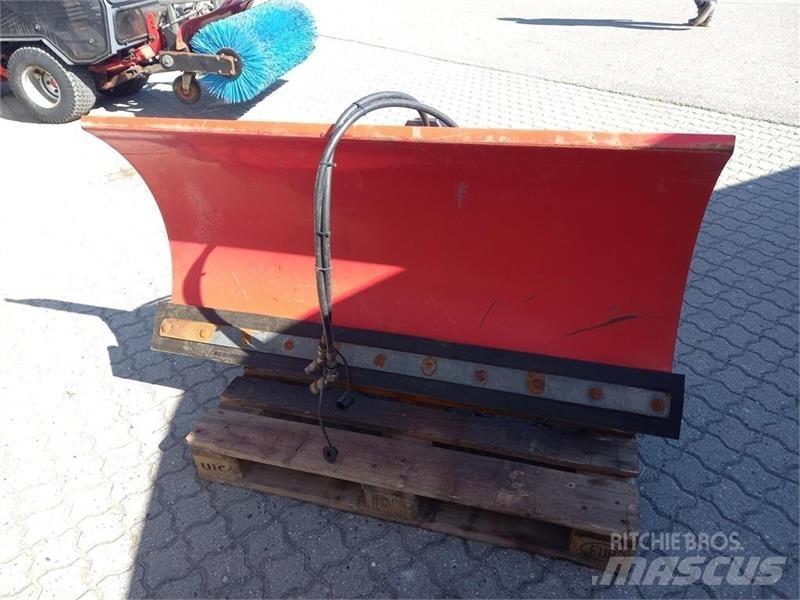  HAF  145 cm Snöblad och plogar