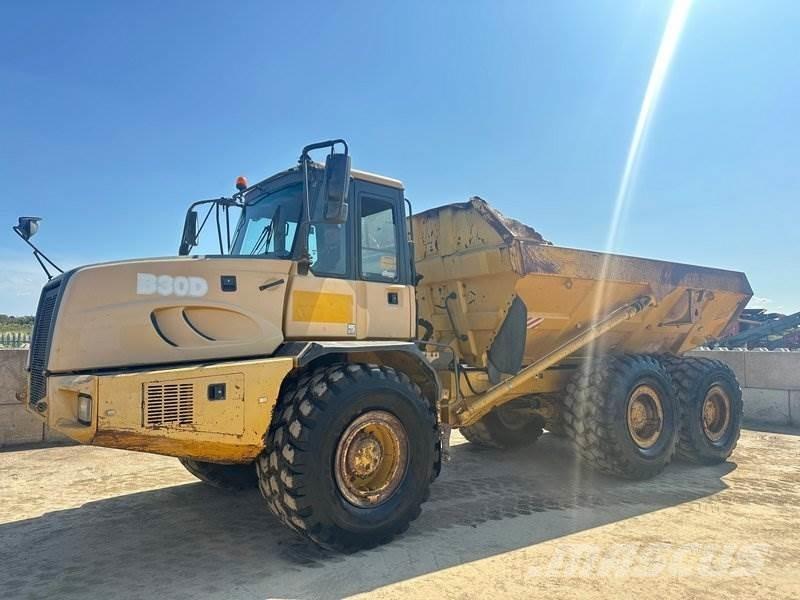Bell B30D Midjestyrd dumper