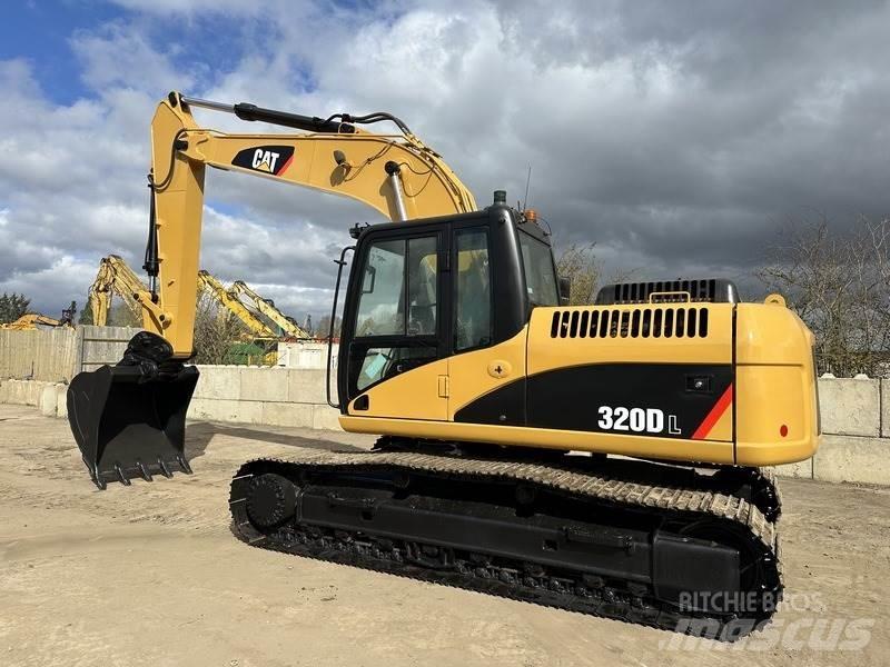 CAT 20T Excavator Bandgrävare