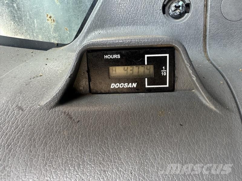 Doosan DX530LC-7 Bandgrävare