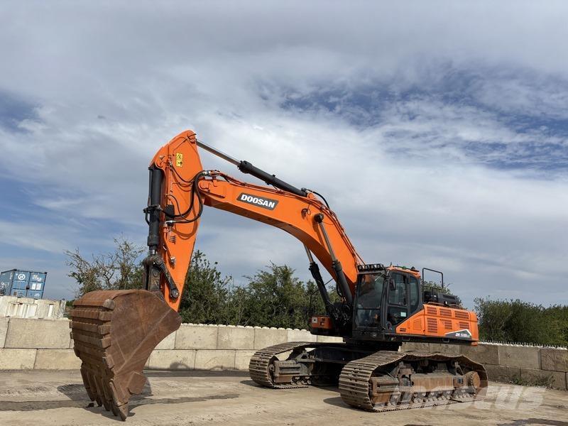Doosan DX530LC-7 Bandgrävare