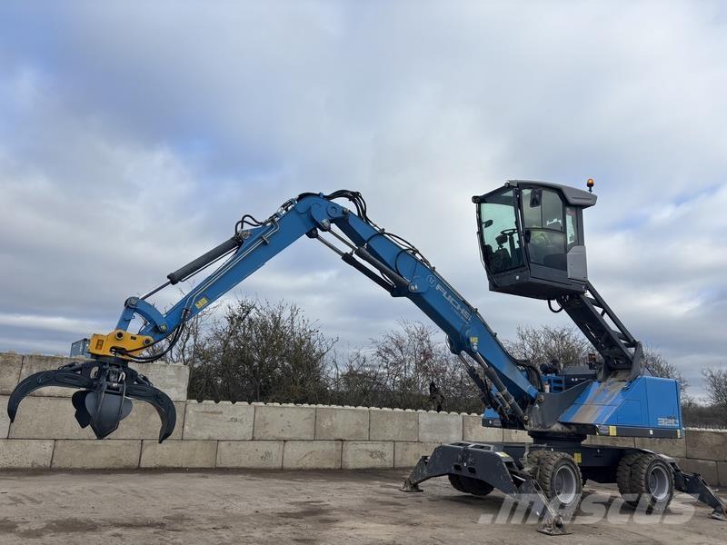 Fuchs MHL320 Avfalls / industri hantering