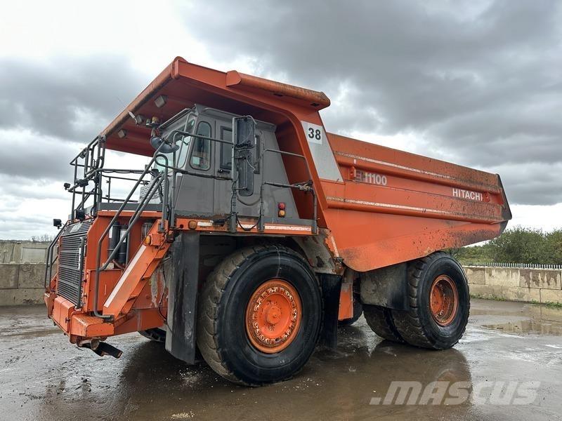 Hitachi EH1100-5 Midjestyrd dumper