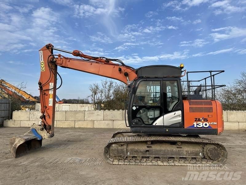 Hitachi ZX130 Bandgrävare