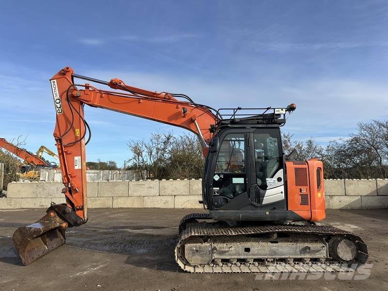Hitachi ZX135 Bandgrävare