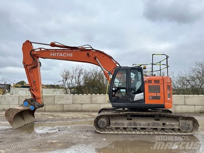 Hitachi ZX225USLC-6 Bandgrävare